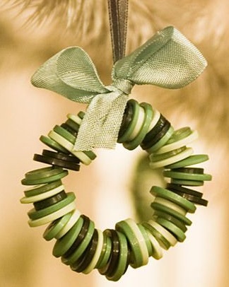 button-wreath